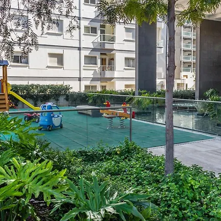 Carmencita B14 With Pool & Gym Apartment *