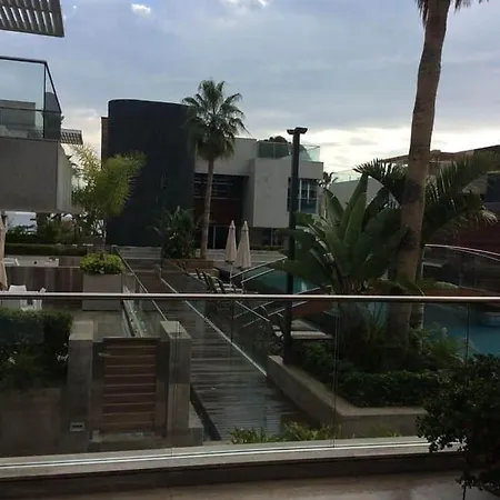 Carmencita B14 With Pool & Gym Appartement Limasol
